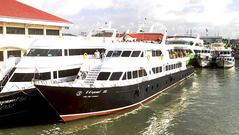 FERRY TRANSFER FROM PHUKET TO PHI PHI